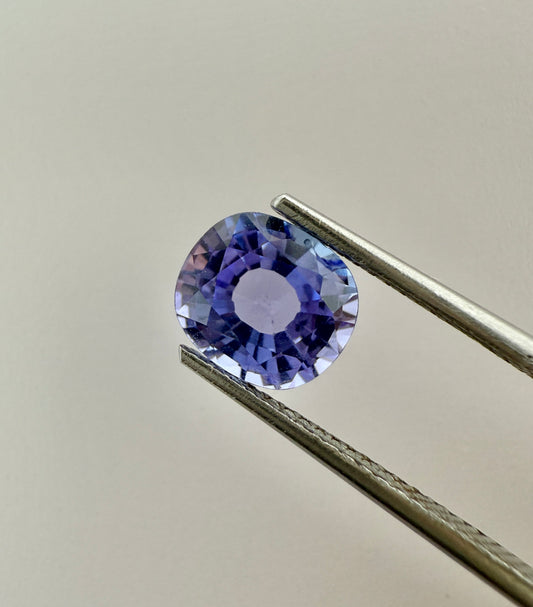 PG-16-109 Tanzanite 6.8 x 7.6 MM Oval 1.71cts