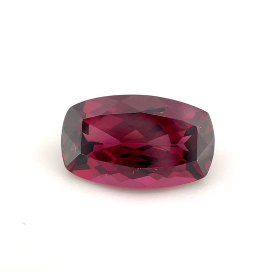 PG-179-68-MW Rhodolite Garnet 7.5 x 12.4 MM Cushion