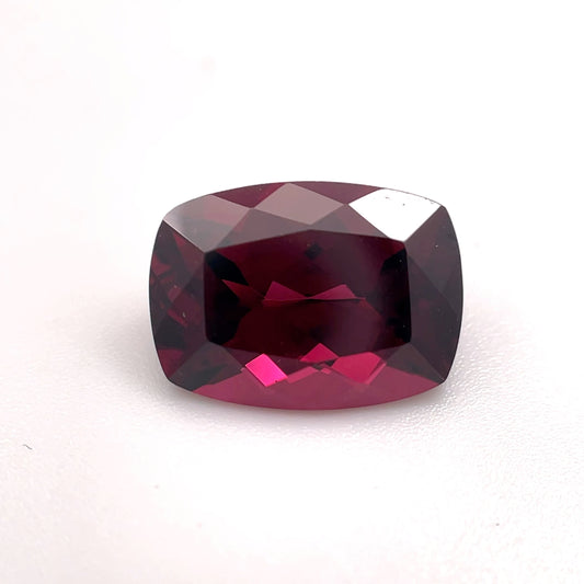 PG-179-76-MW Rhodolite Garnet 8 x 11 MM Cushion