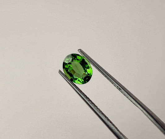PG-190-20-MN-1 Chrome Tourmaline 6.1 x 7.6 MM Oval 1.41cts