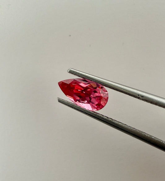PG-292-9-2 Mahenge Spinel 4.8 x 8.6 MM Pear 1.09cts
