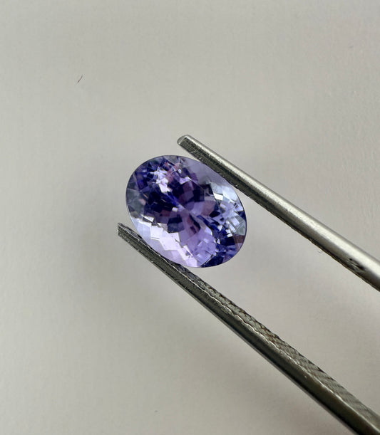 PG-33-84-19 Tanzanite 6 x 8 MM Oval 1.53cts