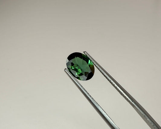 PG-68-14-MW Tourmaline 6.4 x 8.4 MM Oval 1.31cts