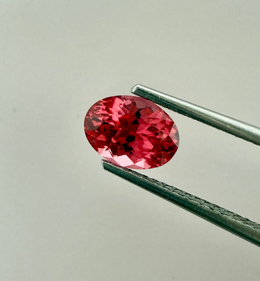 PG-70-68 Mahenge Spinel 5.3 x 7.3 MM Oval 1.05cts