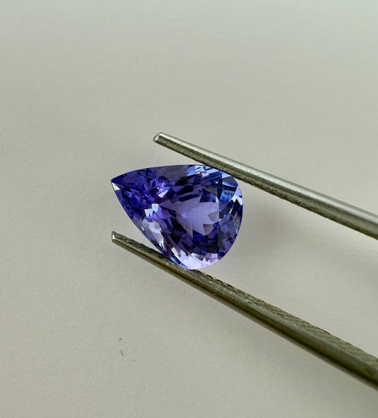 PG-AMT2-30 Tanzanite 7.2 x 9.4 MM Pear 1.94cts