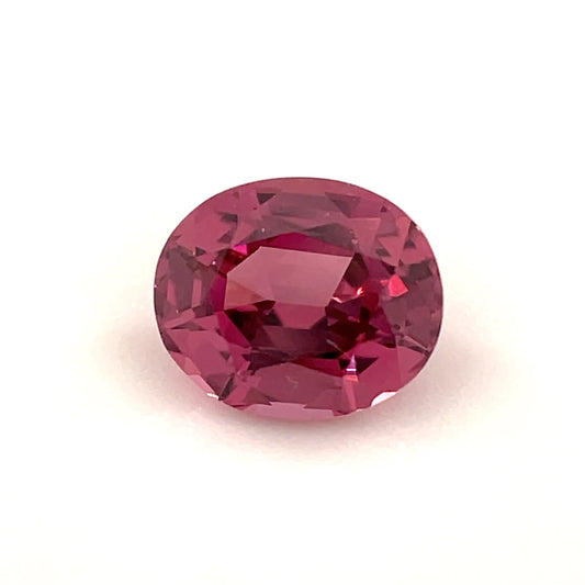 PG-IK3-48 Malaya Garnet 5.3 x 6.3 MM Oval 1.01cts