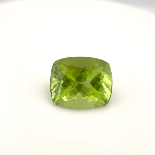 PG-LG4-36-MJX Burmese Peridot 8.8 x 10.5 MM Cushion 4.14cts