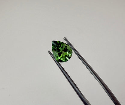 PG-102-16-VOX Tourmaline 7.0 x 9.0 MM Pear 1.73cts
