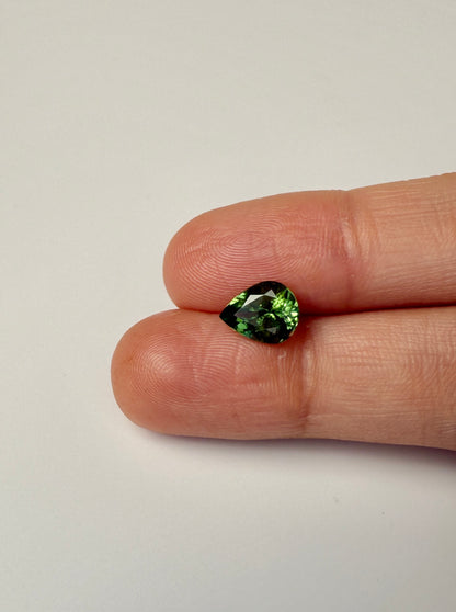 PG-102-16-VOX Tourmaline 7.0 x 9.0 MM Pear 1.73cts