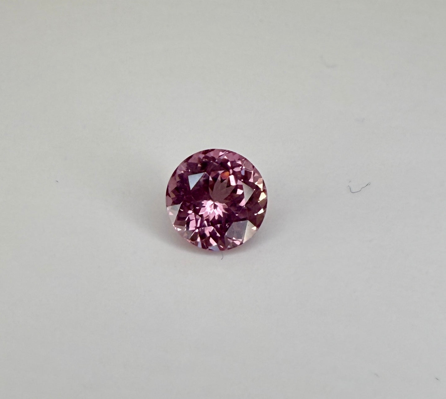 PG-106-16 Spinel 6.3 MM Round 1.17cts