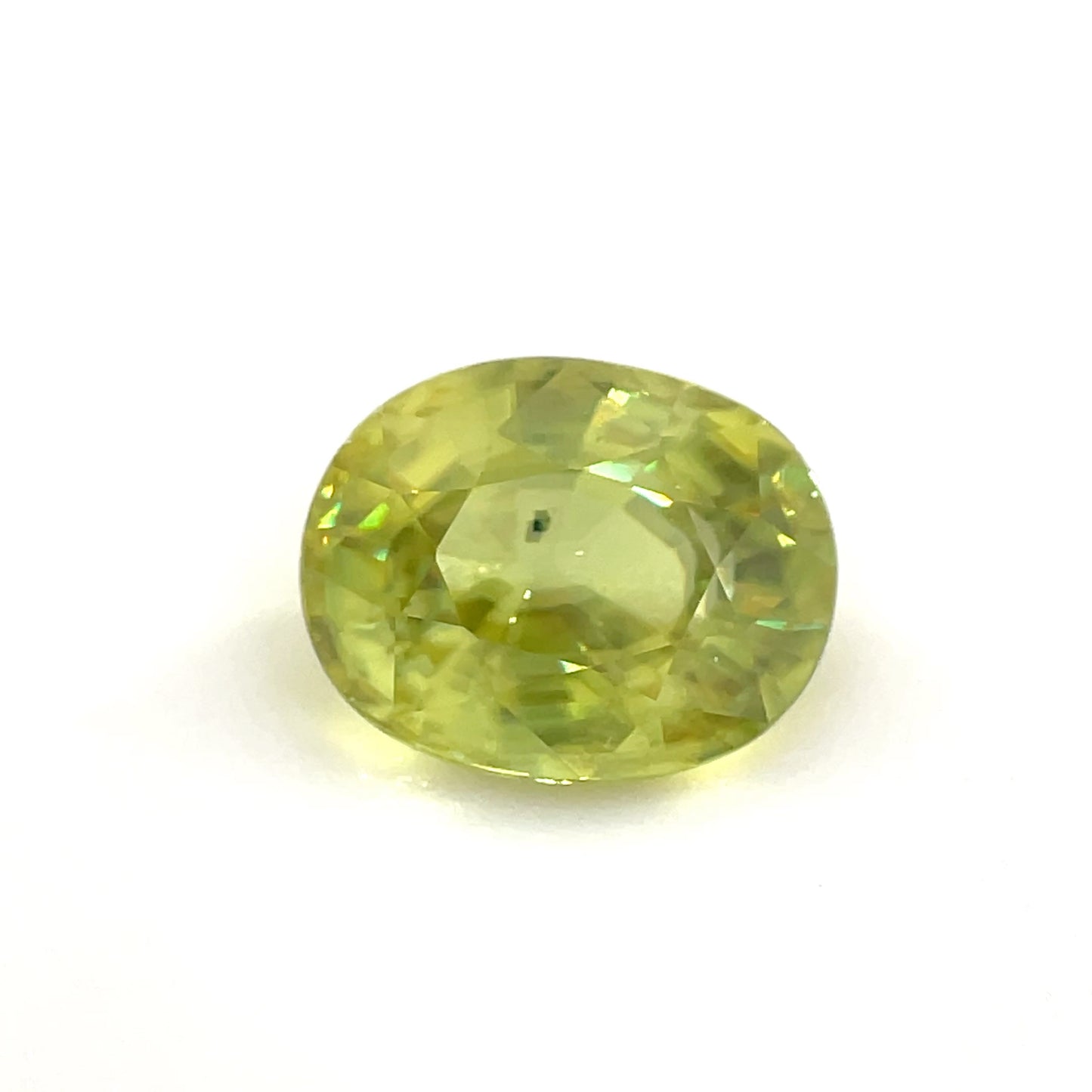 PG-116-270 Madagascar Sphene 6.8 x 8.5 MM Oval 2.1cts