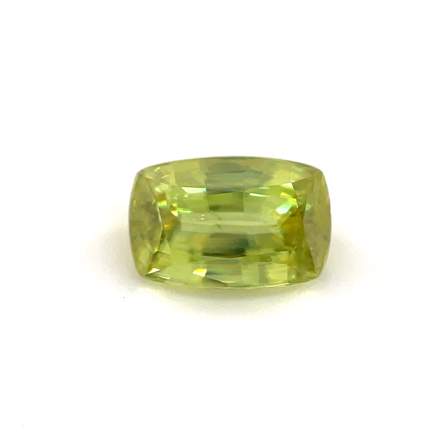 PG-116-311-WO Sphene 4.9 x 8.2 MM Cushion 1.78cts