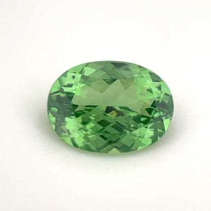 PG-12-10-16 Tsavorite 6.2 x 8.4 MM Oval