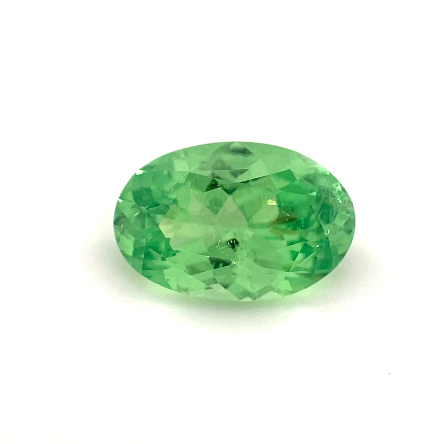 PG-121-1-2 Tsavorite 6.1 x 9.1 MM Oval 1.62cts