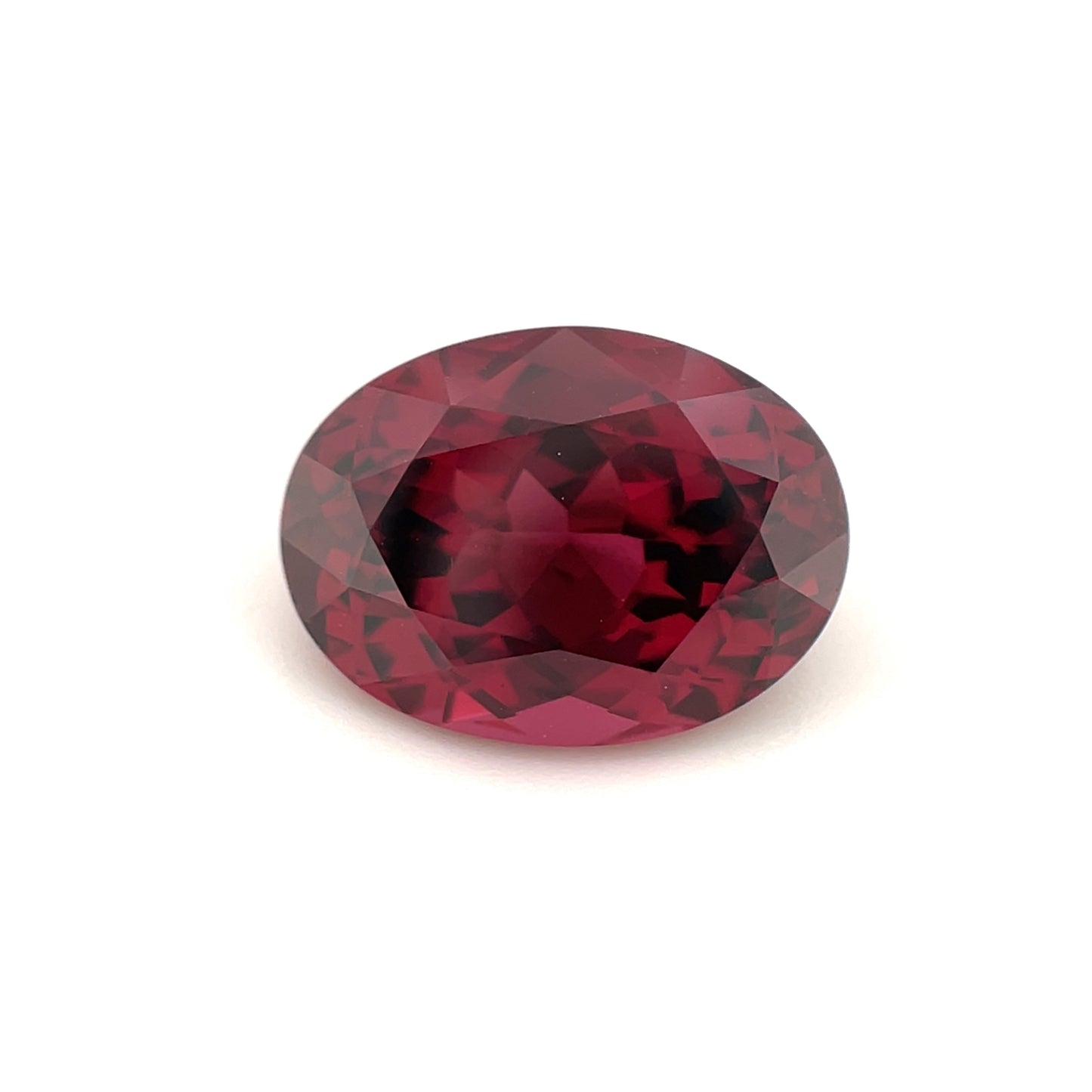PG-121-275 Rhodolite Garnet 8.7 x 11.8 MM Oval 5.03cts