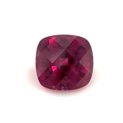 PG-127-52-MJ Rhodolite Garnet 7.4 x 7.6 MM Cushion 2.54cts