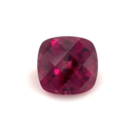 PG-127-52-MJ Rhodolite Garnet 7.4 x 7.6 MM Cushion 2.54cts