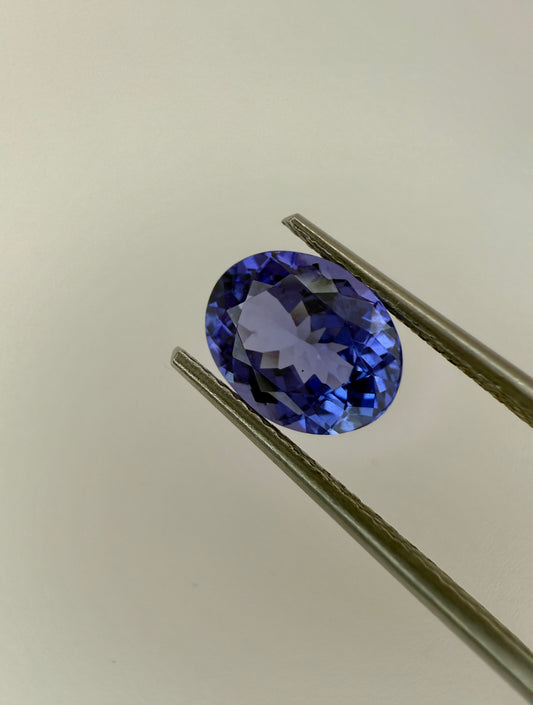 PG-149-27 Tanzanite 7 x 9 MM Oval 1.95cts