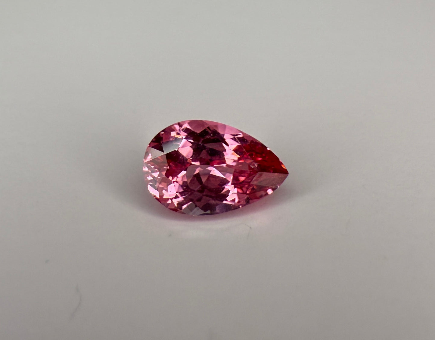 PG-152-44 Mahenge Spinel 4.9 x 8 MM Pear 1.0cts