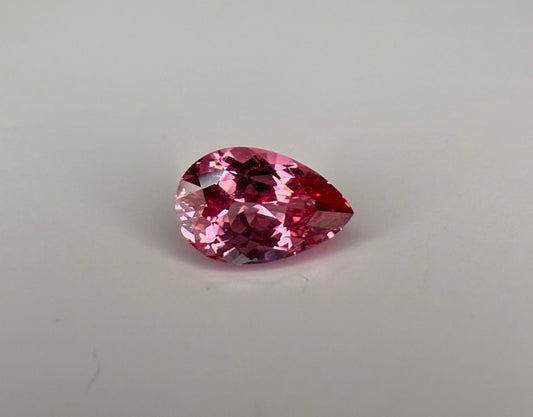 PG-152-44 Mahenge Spinel 4.9 x 8 MM Pear 1.0cts
