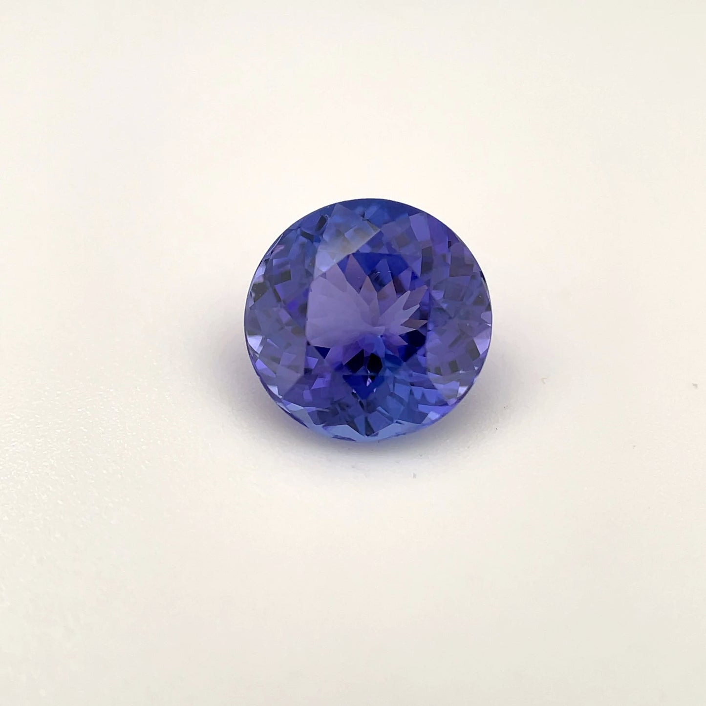 PG-153-22 Tanzanite 8.6 x 8.7 MM Round 2.81cts