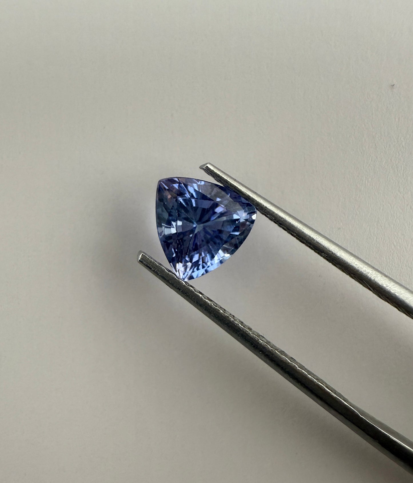 PG-16-26 Tanzanite 7.3 MM Trilliant 1.51cts