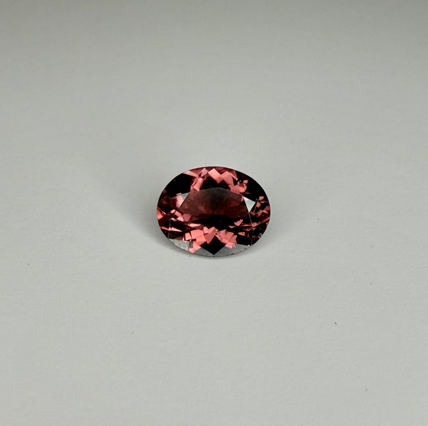 PG-173-71-VOX Tourmaline 8 x 10 MM Oval 2.25cts
