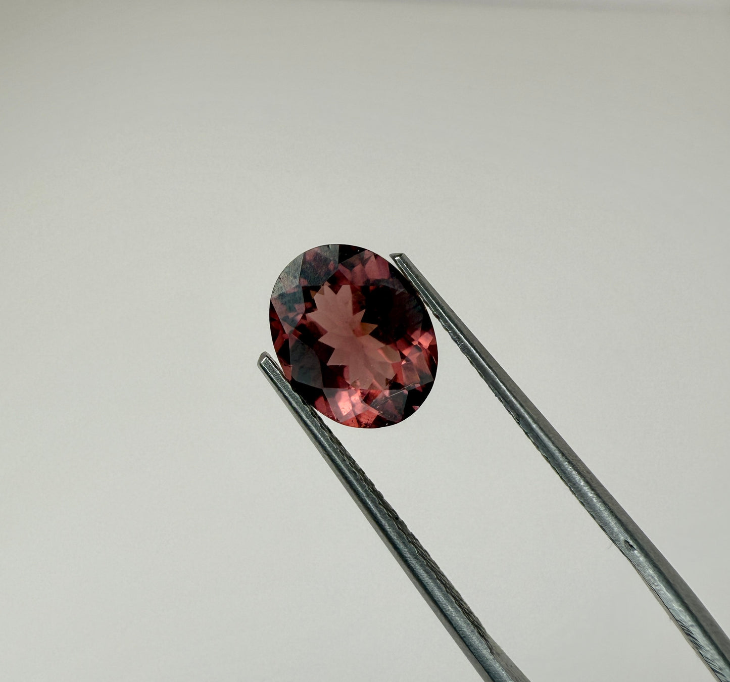 PG-173-71-VOX Tourmaline 8 x 10 MM Oval 2.25cts