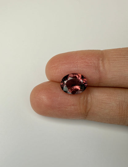 PG-173-71-VOX Tourmaline 8 x 10 MM Oval 2.25cts