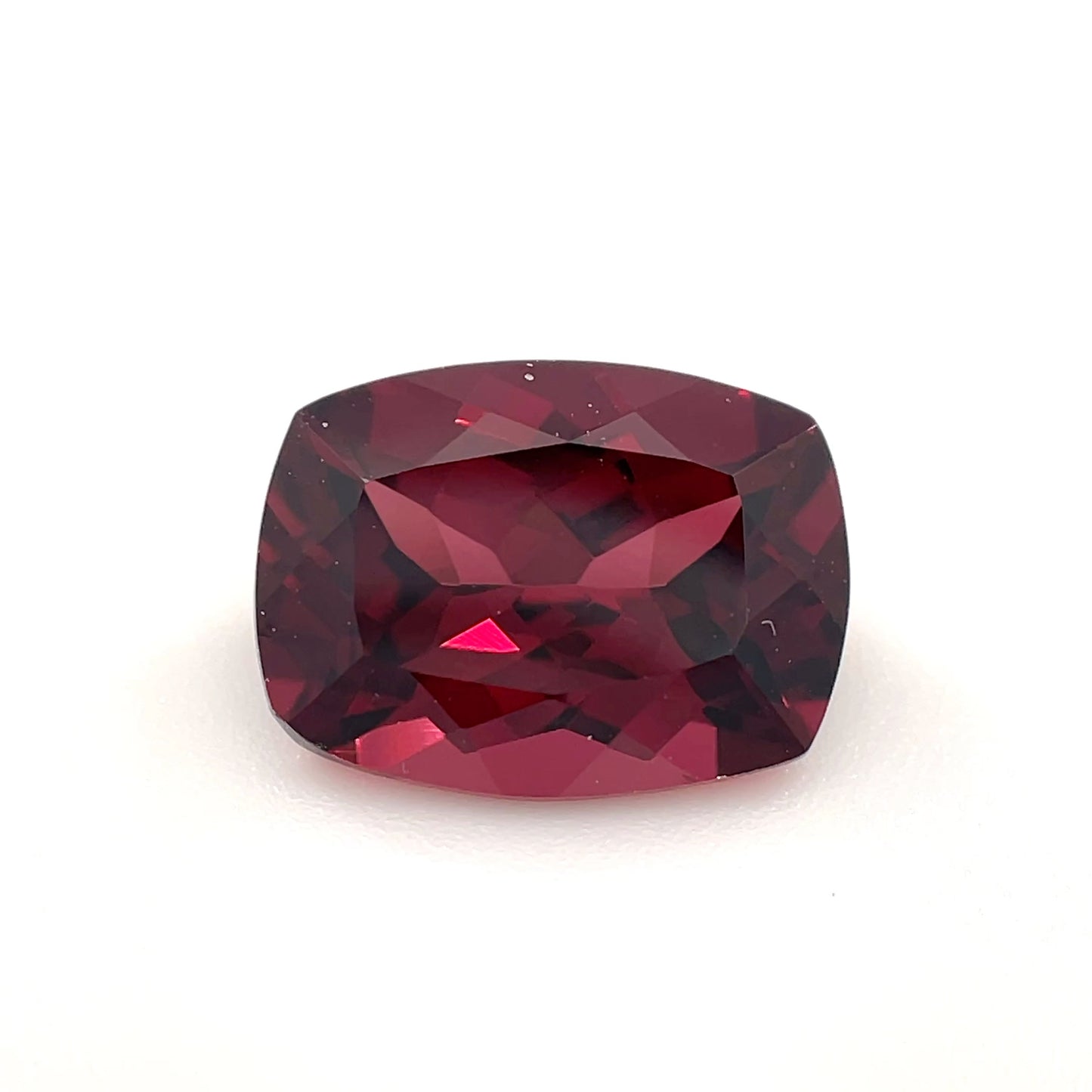PG-179-131-MW Rhodolite Garnet 8 x 10.8 MM Cushion 3.92cts