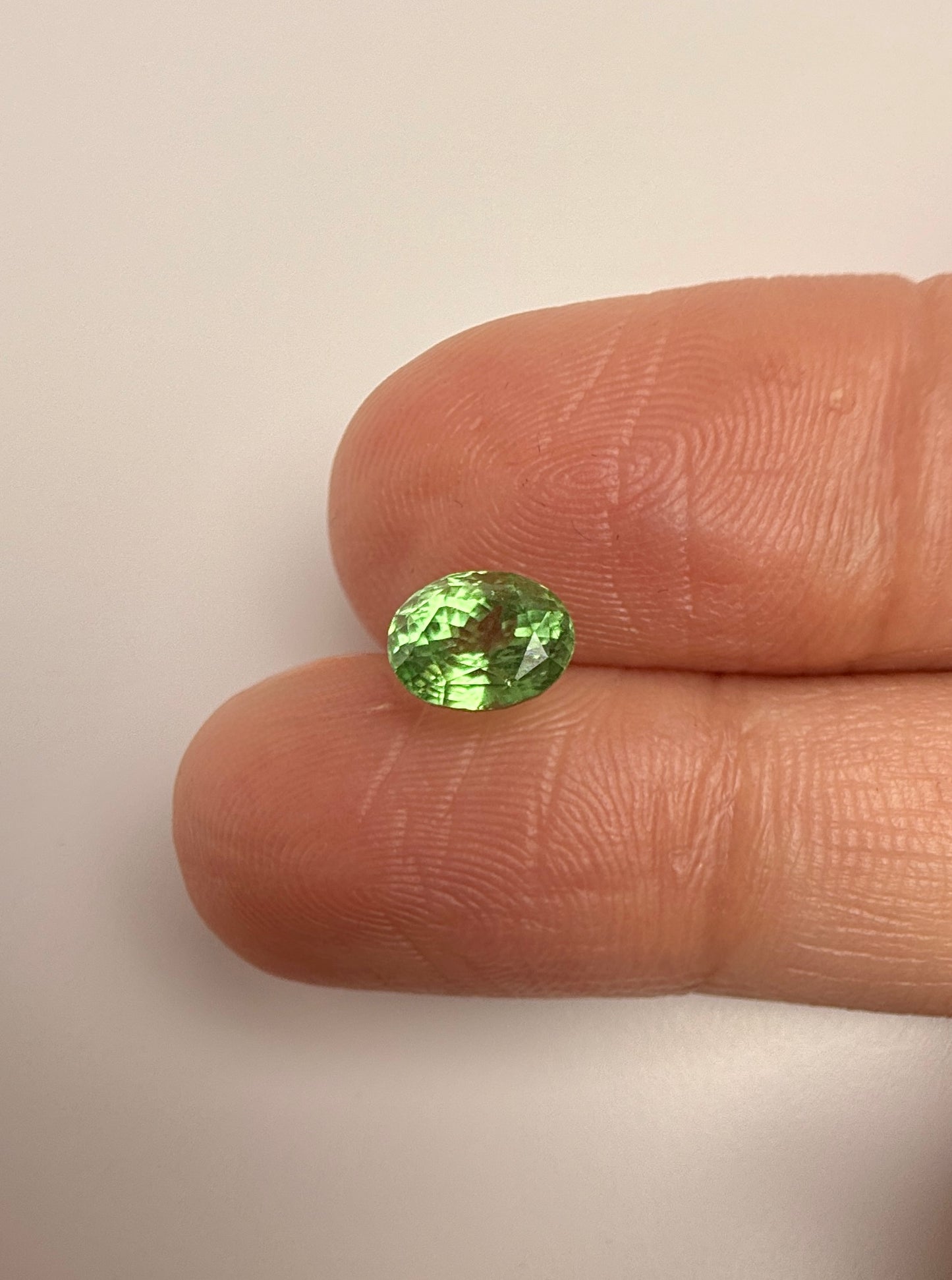 PG-180-8-2 Tsavorite 5.3 x 8.8 MM Pear 1.24cts