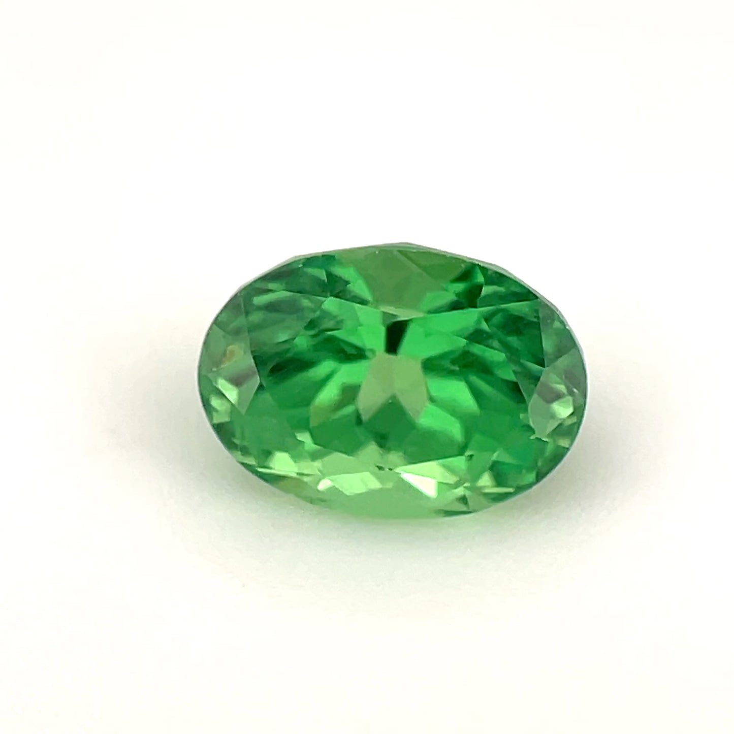 PG-209-39-2 Tsavorite 5.3 x 7.1 MM Oval 1.32cts