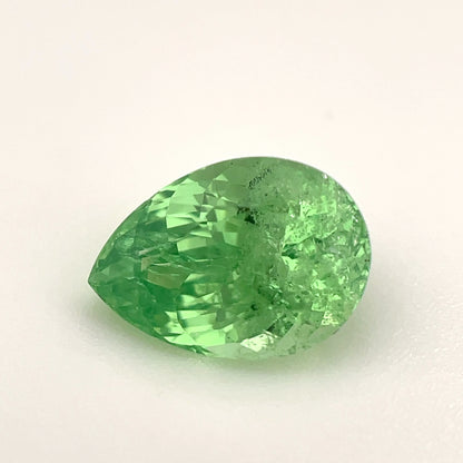PG-209-62-1 Tsavorite 6.5 x 9.1 MM Pear