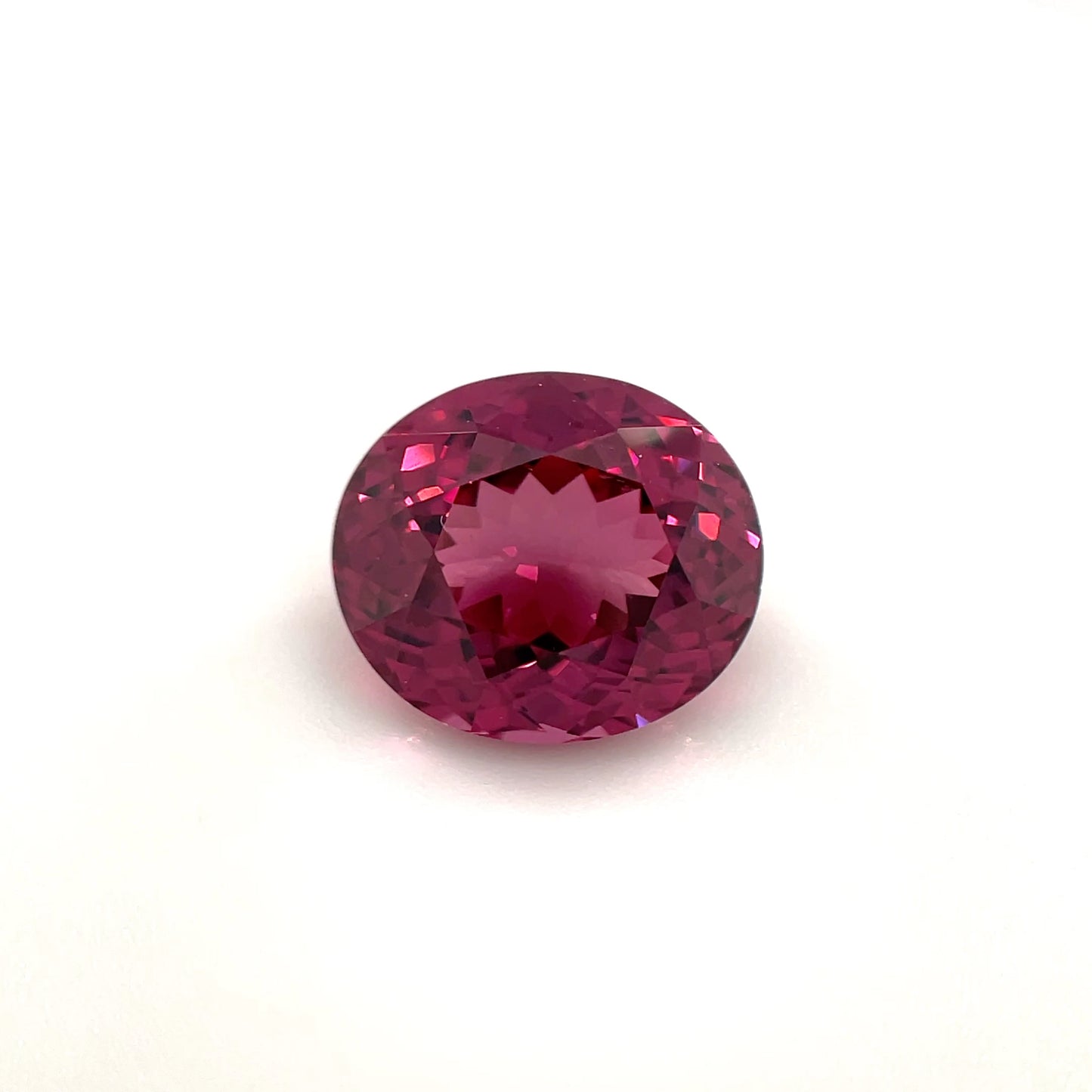 PG-213-66 Rhodolite Garnet 8.5 x 9.8 MM Oval 4.14cts