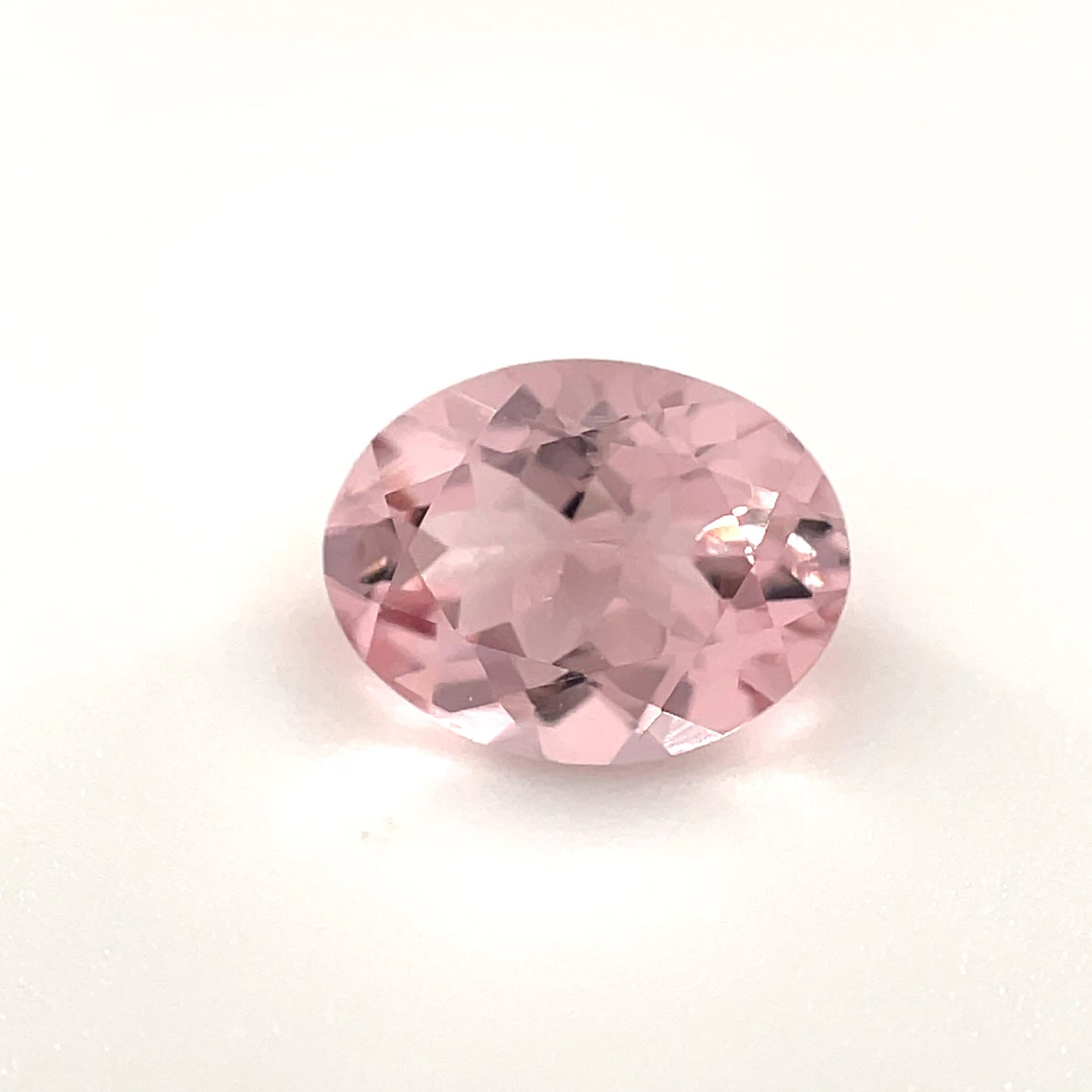PG-214-20 Morganite 6.4 x 8.4 MM Oval 1.23cts