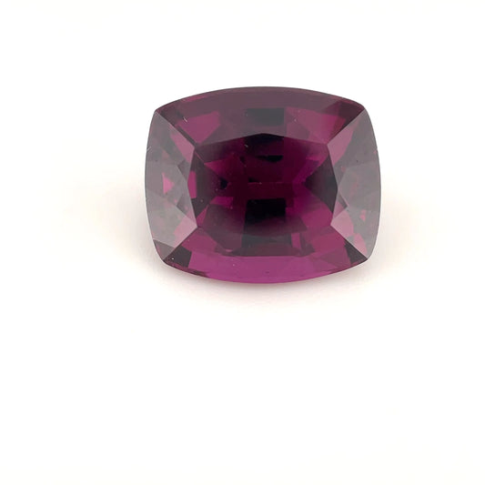 PG-243-243-MU Mozambique Rhodolite Garnet 9.4 x 11.3 MM Cushion