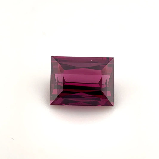 PG-243-342-MJ Mozambique Rhodolite Garnet 6.9 x 8.8 MM Rectangle