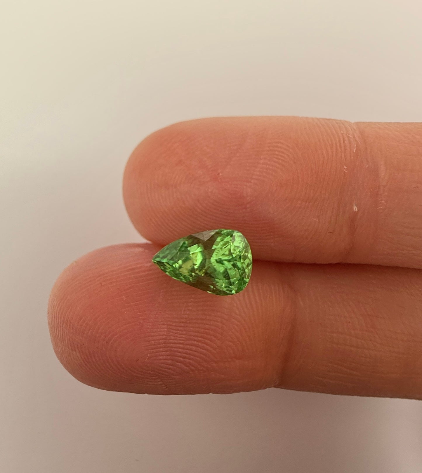 PG-254-25-4 Tsavorite 5.8 x 8.7 MM Pear 1.73cts