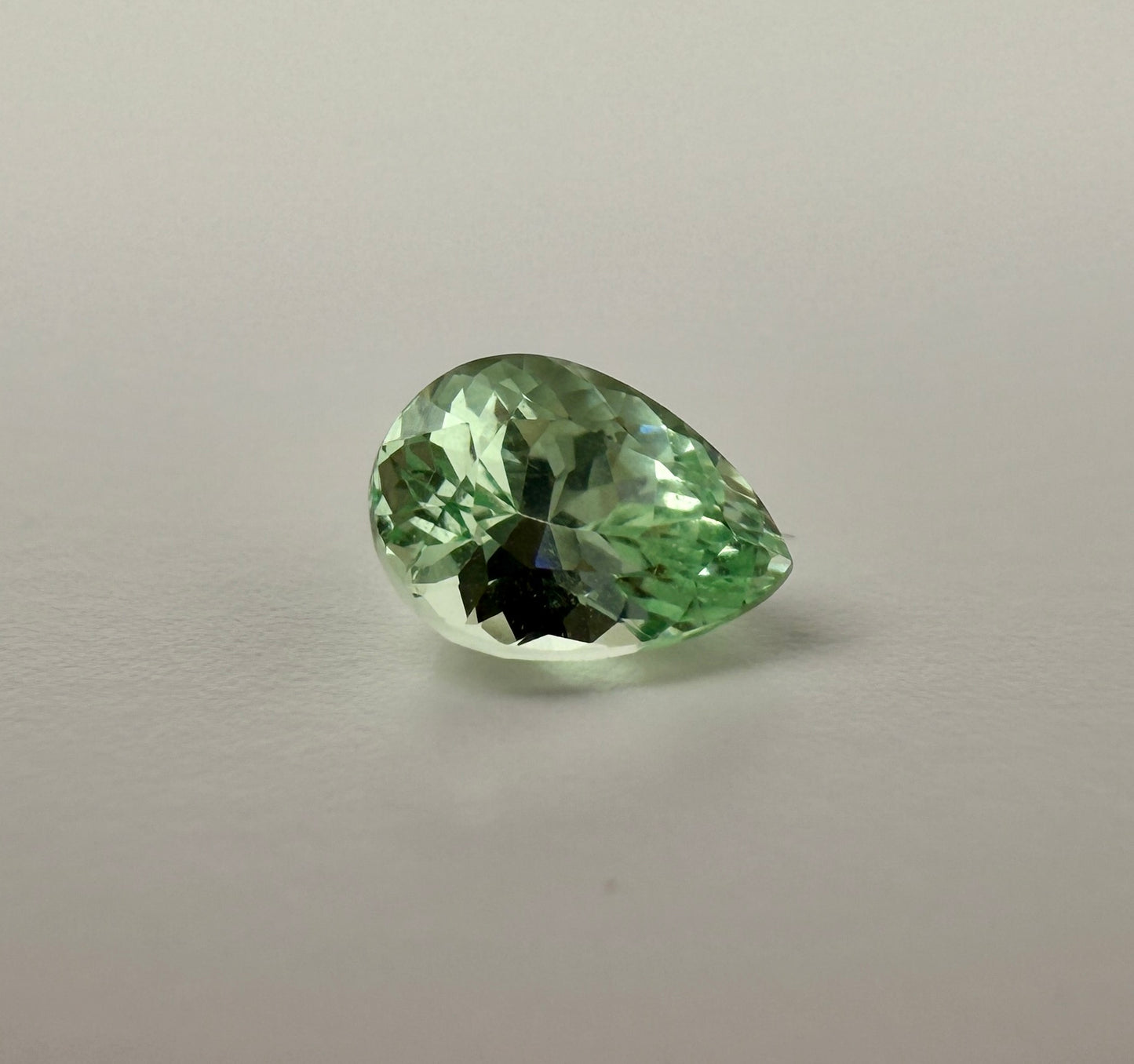 PG-263-6-1 Merelani Mint Garnet 5.1 x 7 MM Pear 1.01cts