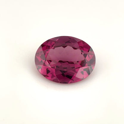 PG-28-61-OS Rhodolite Garnet 7.5 x 9.5 MM Oval