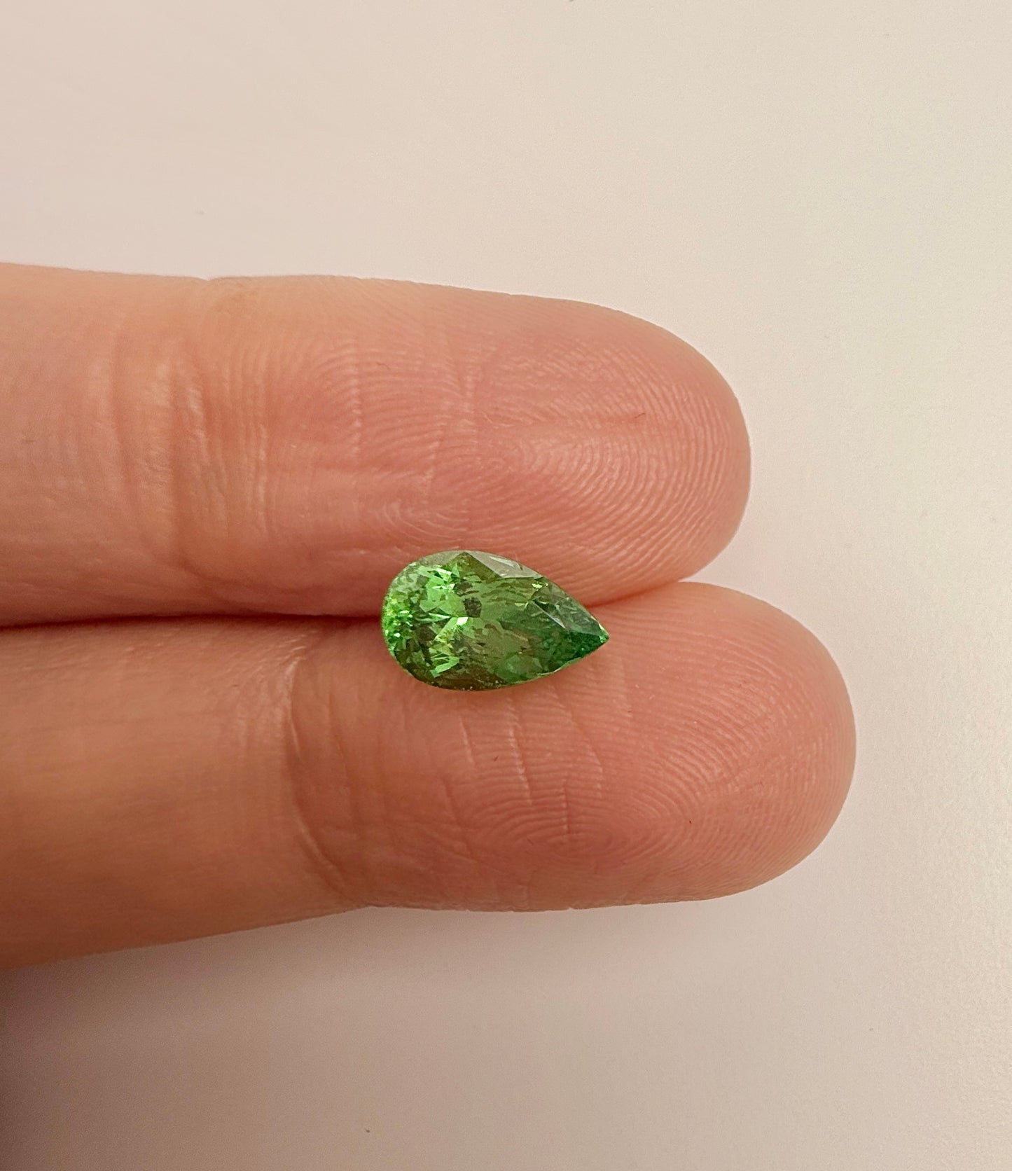 PG-282-12-3 Tsavorite 5.6 x 8.8 MM Pear 1.56cts