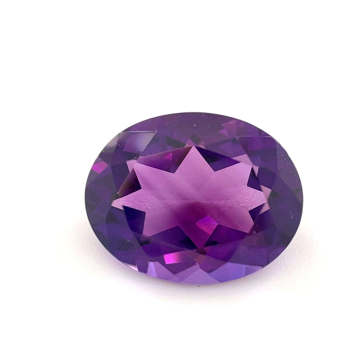 PG-298-37-MO Rwanda Amethyst 10.2 x 12.9 MM Oval 4.69cts