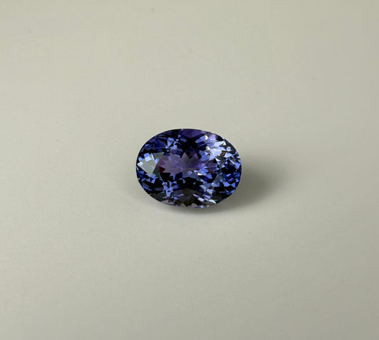 PG-30-23-8 Tanzanite 7.5 x 10.2 MM Oval 3.03cts