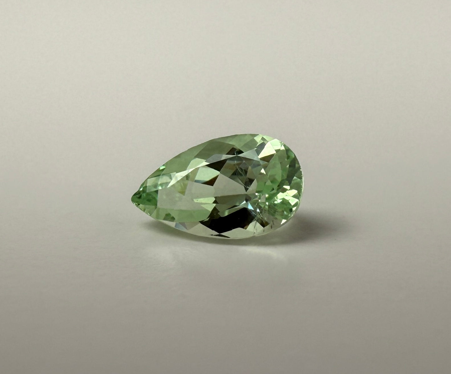 PG-302-1-1 Merelani Mint Garnet 5.1 x 8.1 MM Pear 1.01cts