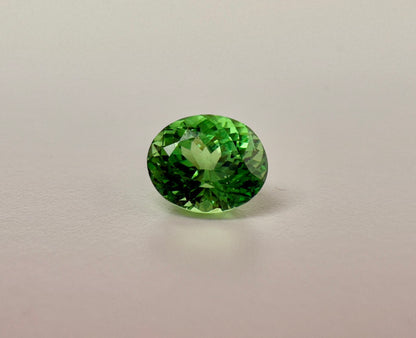 PG-302-74-1 Tsavorite 5.6 x 6.6 MM Oval 1.14cts