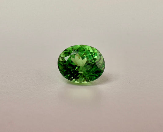 PG-302-74-1 Tsavorite 5.6 x 6.6 MM Oval 1.14cts