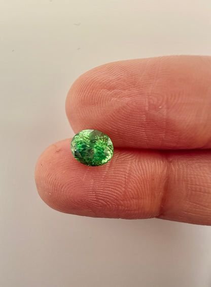 PG-302-74-1 Tsavorite 5.6 x 6.6 MM Oval 1.14cts