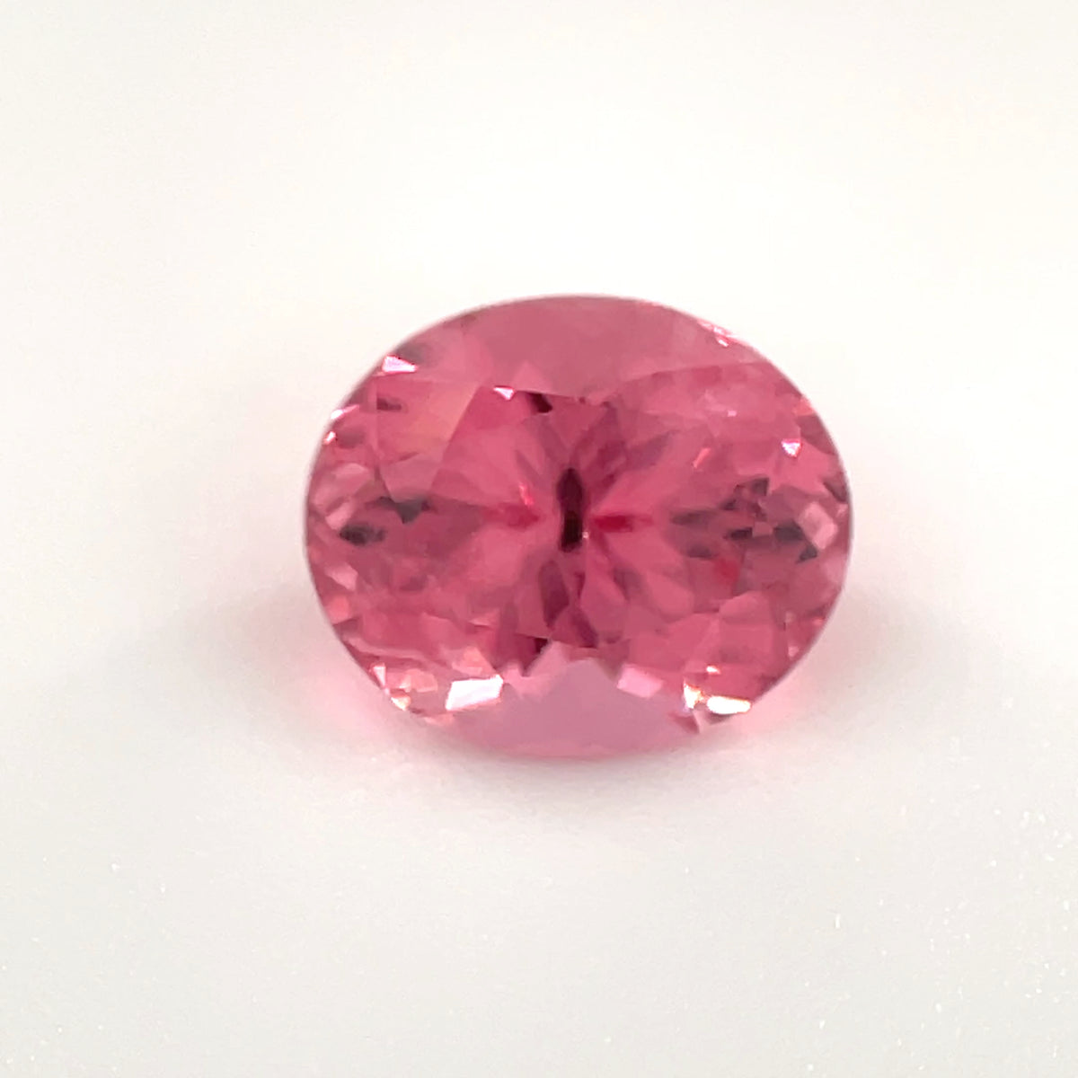 PG-307-6-1 Mahenge Spinel 5.9 x 7 MM Oval 1.22cts