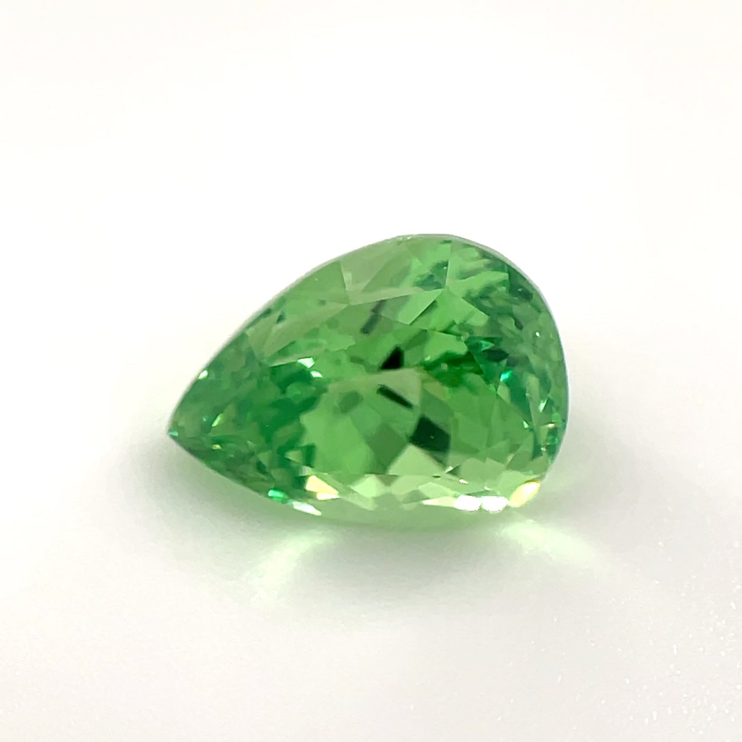 PG-307-87 Tsavorite 6.2 x 8.4 MM Pear 2.01cts