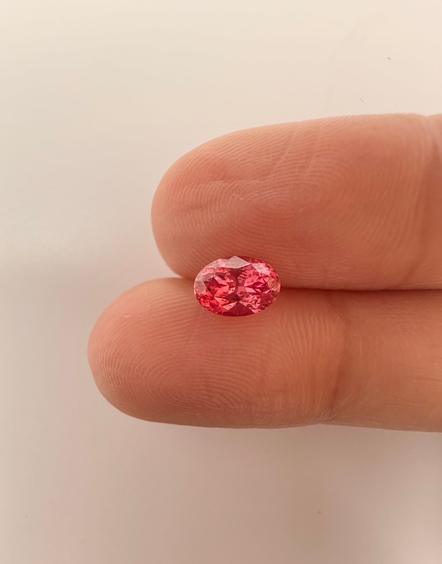 PG-309-20-3 Mahenge Spinel 5 x 7 MM Oval 1.07cts